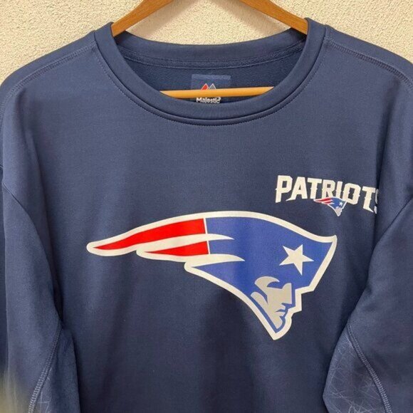 Majestic Men's NFL New England Patriots Logo Crewneck Sweatshirt Size XL - Picture 2 of 4